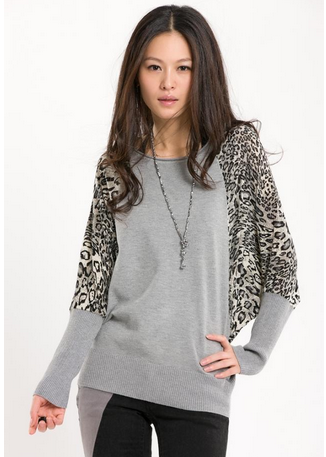 Fashion Women Leopard bat sweater bottoming shirt long sleeve shirt（Neck）